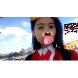 Meet your Posher, Cindy